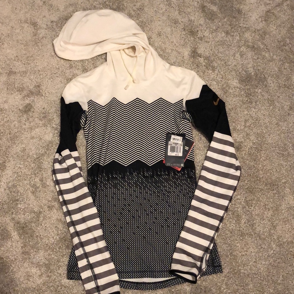 NWT Nike base layer dri fit black white striped XS